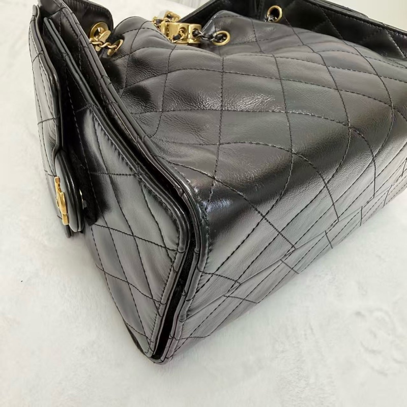 CHANEL香奈兒 25Bag Hobo 小號 黑金 亮面折紋小牛皮-2