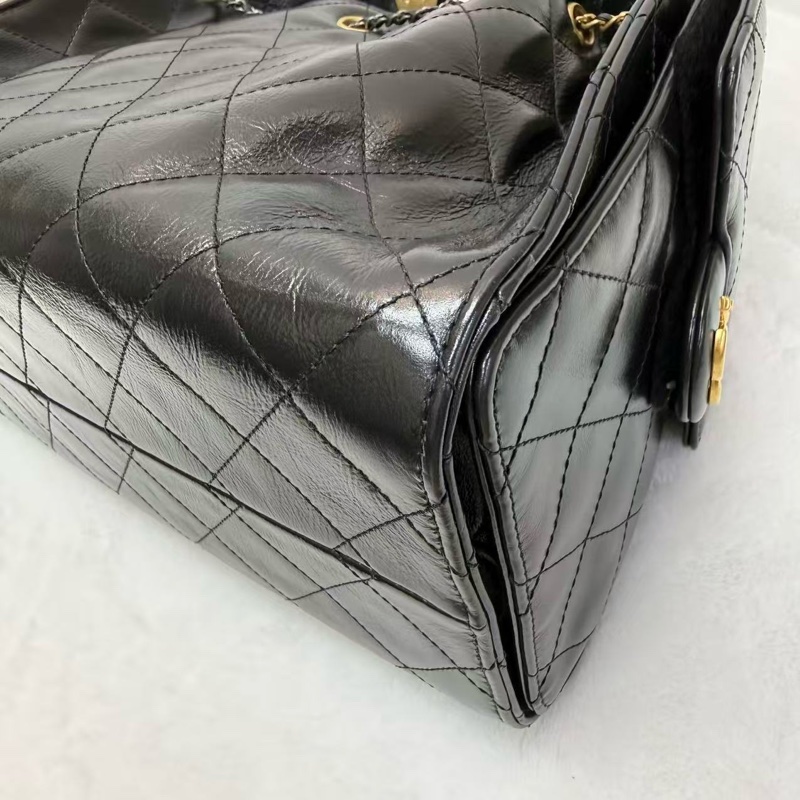 CHANEL香奈兒 25Bag Hobo 小號 黑金 亮面折紋小牛皮-5