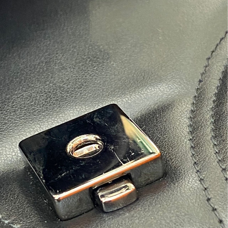 Gucci • 經典Marmont So Black 全黑馬蒙郵差包-7