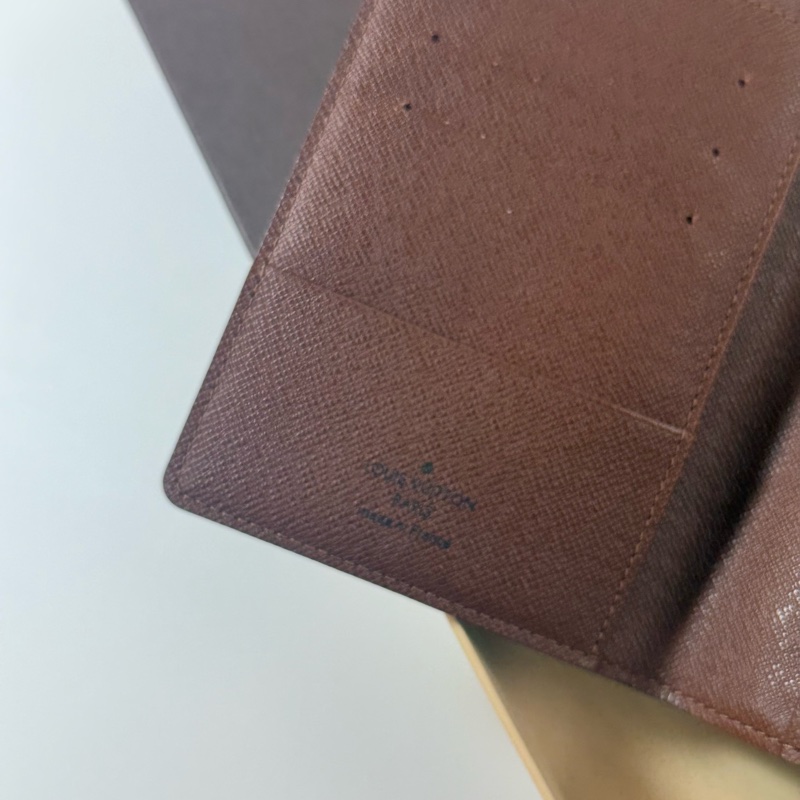 ✔️ LOUIS VUITTON LV 路易威登 M60181 Monogram 老花帆布護照夾-20