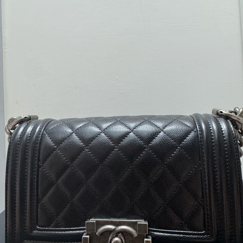 Chanel Boy 銀扣 20cm-1