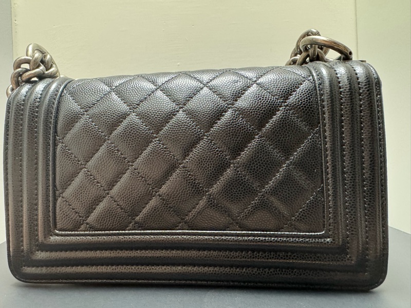 Chanel Boy 銀扣 20cm-3