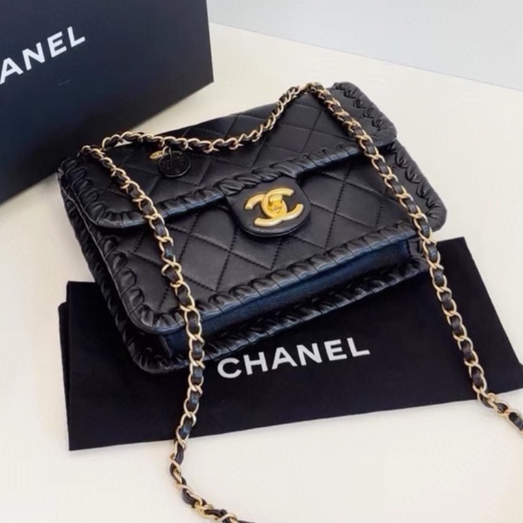 CHANEL香奈兒黑色金釦金幣鏈條豆腐包方胖子芯片款💍-14