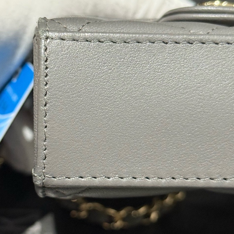 CHANEL香奈兒22A灰色金扣手柄mini小廢包鏈條包 芯片款11cm。-4