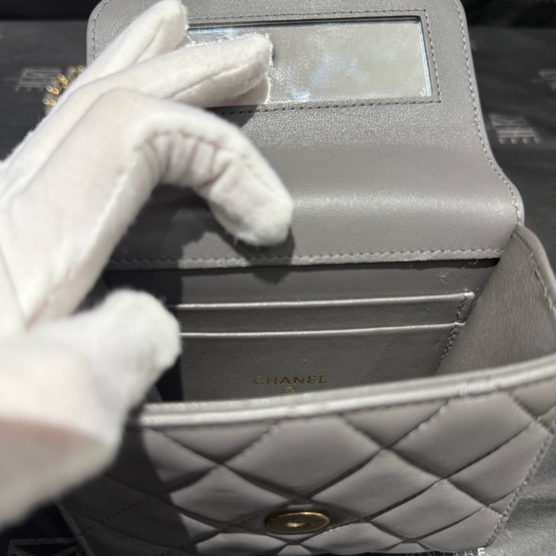 CHANEL香奈兒22A灰色金扣手柄mini小廢包鏈條包 芯片款11cm。-11