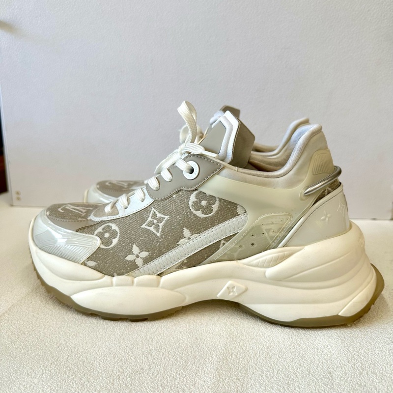 LOUIS VUITTON路易威登38碼Run 55 牛仔布 圓頭系帶 低幫 生活休閒鞋 女款 白棕-2