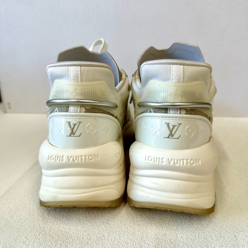LOUIS VUITTON路易威登38碼Run 55 牛仔布 圓頭系帶 低幫 生活休閒鞋 女款 白棕-3