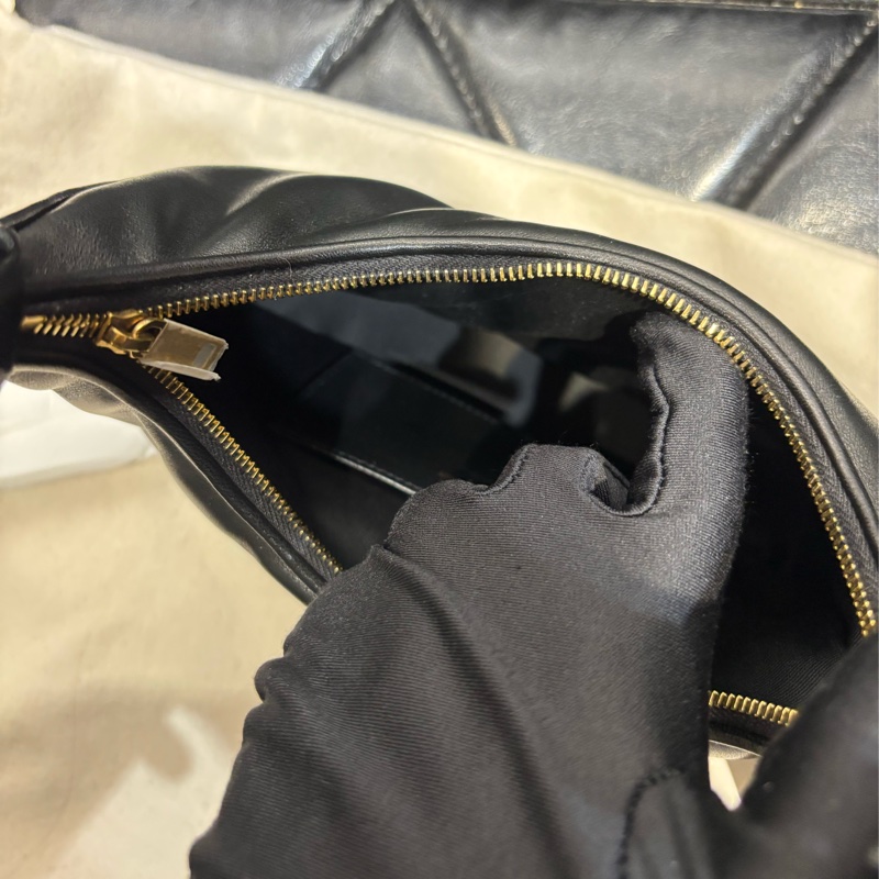 Saint Laurent YSL 小羊皮 Mini Hobo 黑金-2