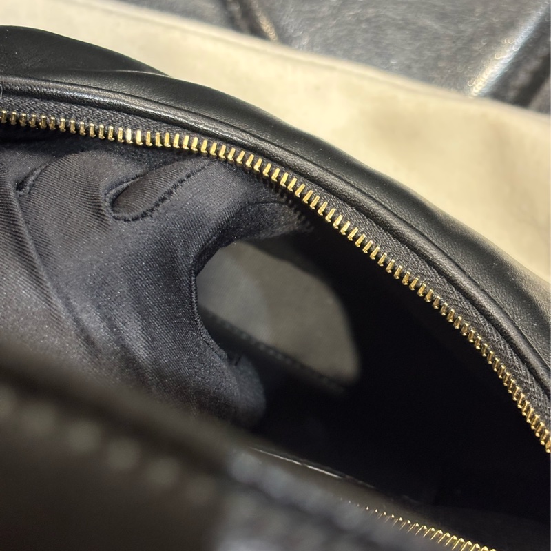 Saint Laurent YSL 小羊皮 Mini Hobo 黑金-12