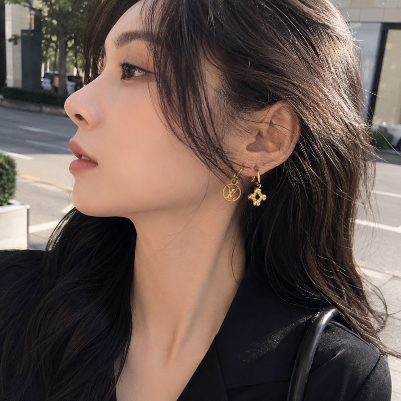 914intheair精品代購『裸件閒置』Lv Louis Vuitton Blooming 垂墜耳環 老花logo 不對稱耳環-3