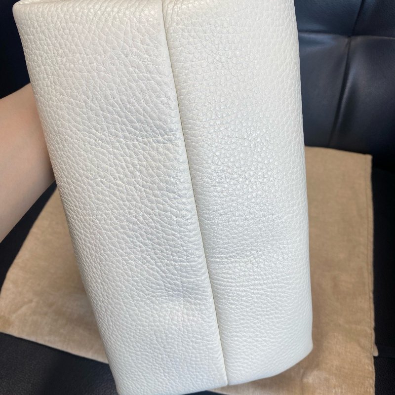 ️Gucci Softbit系列Horsebit白色手提包 28*16*21 98新配件塵袋-5