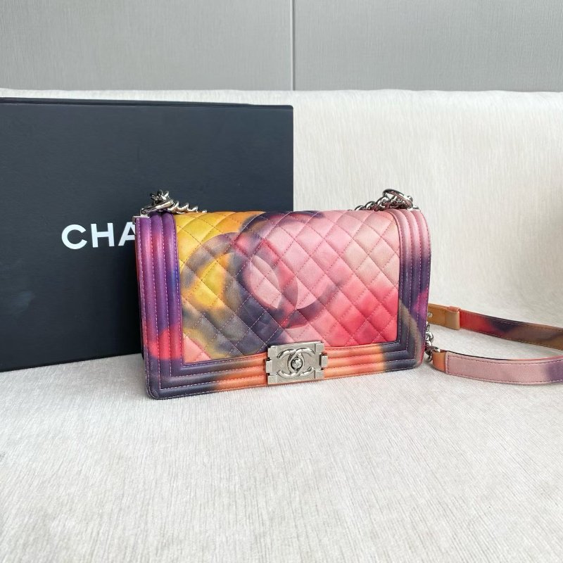 Chanel 彩虹塗鴉Leboy中號 羊皮銀扣 25*15*7 98新配件盒子 塵袋 保卡-3