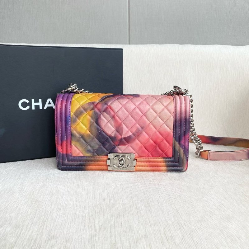 Chanel 彩虹塗鴉Leboy中號 羊皮銀扣 25*15*7 98新配件盒子 塵袋 保卡-7