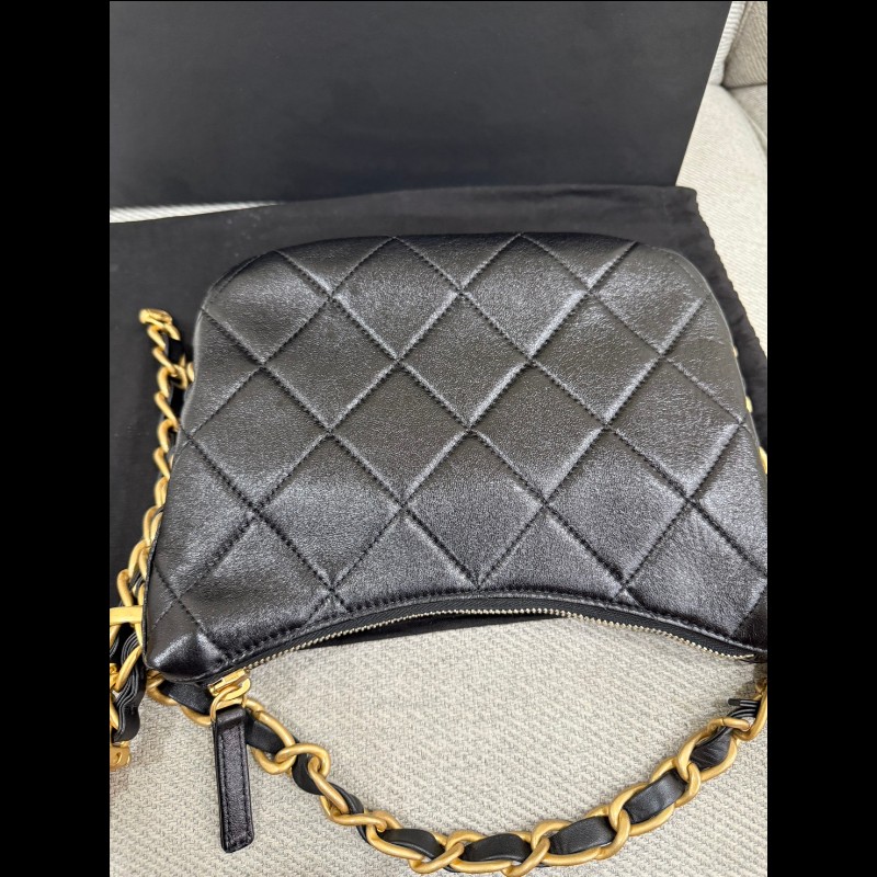 香奈兒23K Hobo黑金鏈包-7