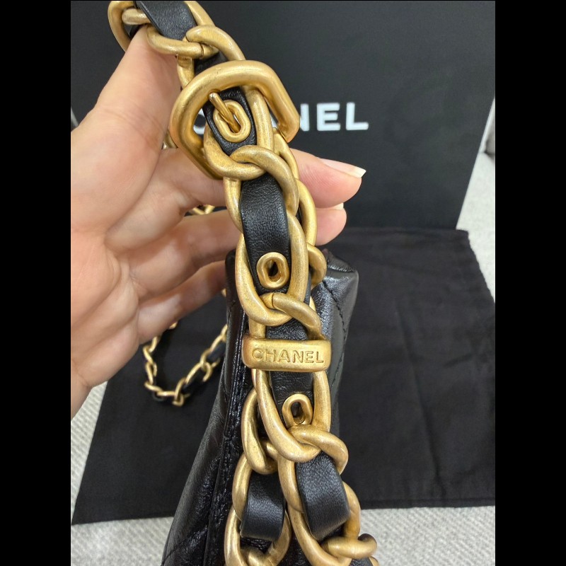 香奈兒23K Hobo黑金鏈包-21
