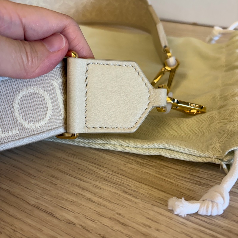 Loewe 品牌帆布肩背帶 米白色-10