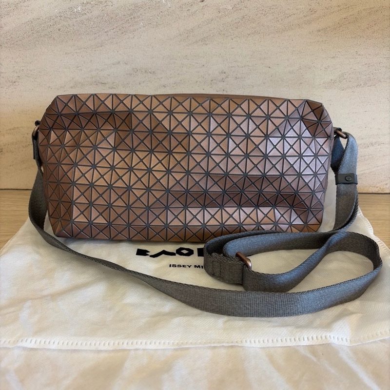 Bao Bao Issey Miyake 馬鞍包 灰粉色-0