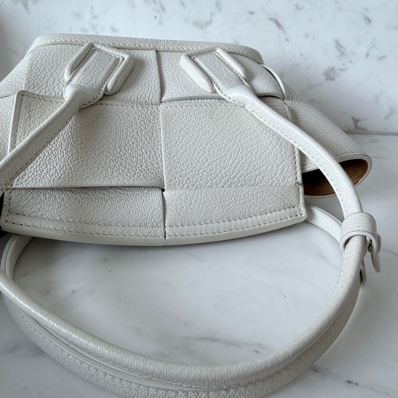 BV✨Bottega Venta✨Arco mini 手提包斜背包老錢風大格編織包-32