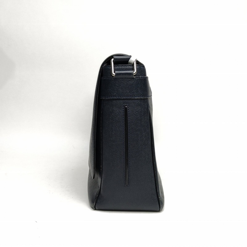 LOUIS VUITTON 墨藍色牛皮銀扣2013District藍色公事包-1
