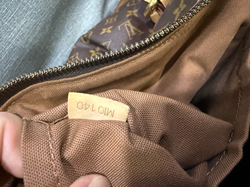 LV Louis Vuitton M40146 手提包肩背包斜背包大款GM-4