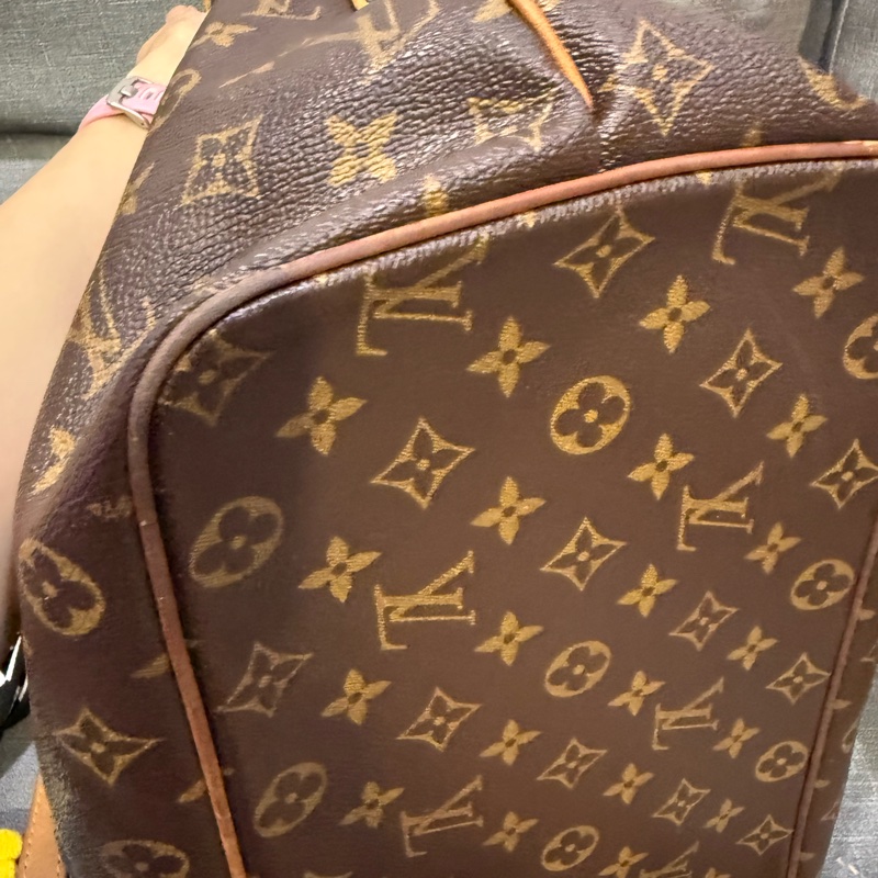 LV Louis Vuitton M40146 手提包肩背包斜背包大款GM-9
