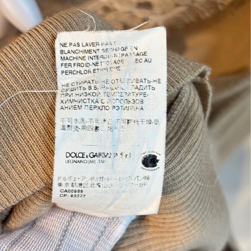 杜嘉班納奶茶色針織開衫,M碼,幾乎全新,正品意大利製造,100%羊毛-4