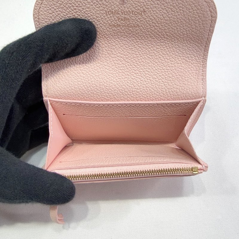 LV Rosalie時尚粉彩零錢包-5