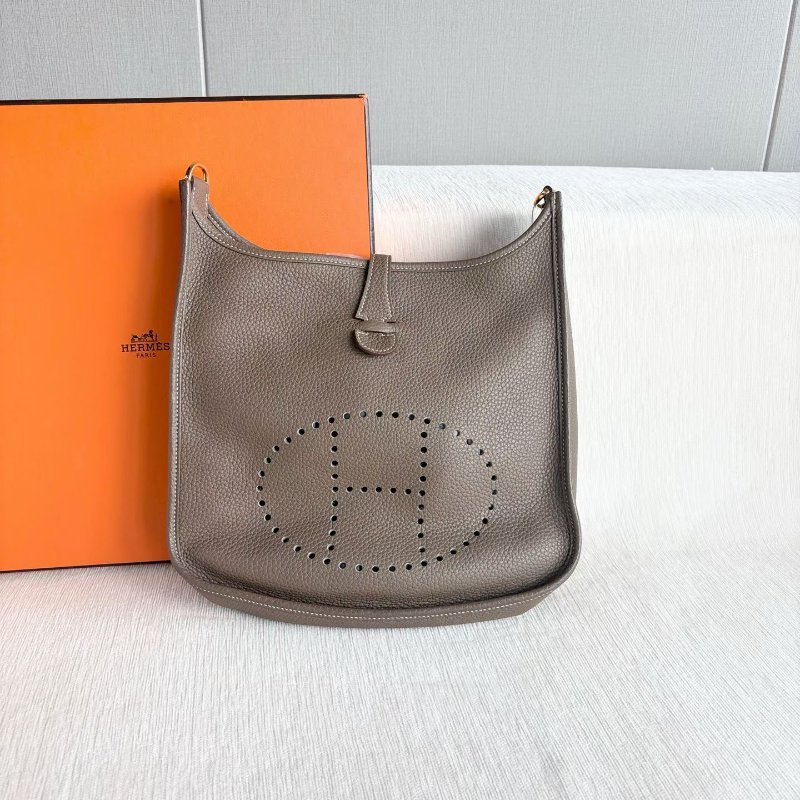 Hermes evelyne29 大象灰 金扣 TC皮 29*29*8 99新配件肩帶 購證 說明書-4