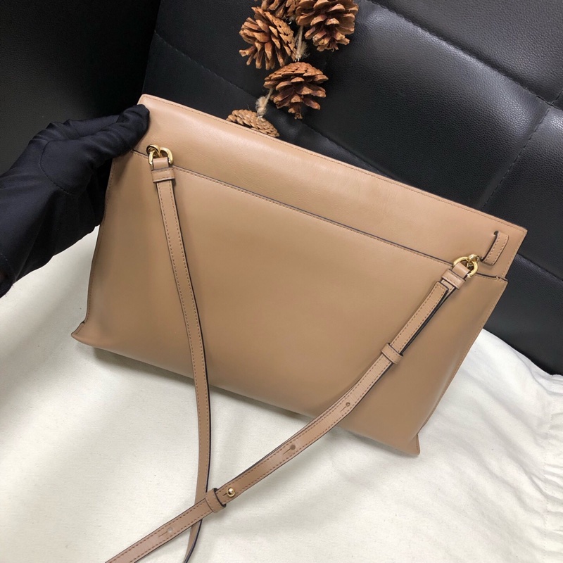 Loewe 羅意威 奶茶色手包斜挎包 年份看編碼-1