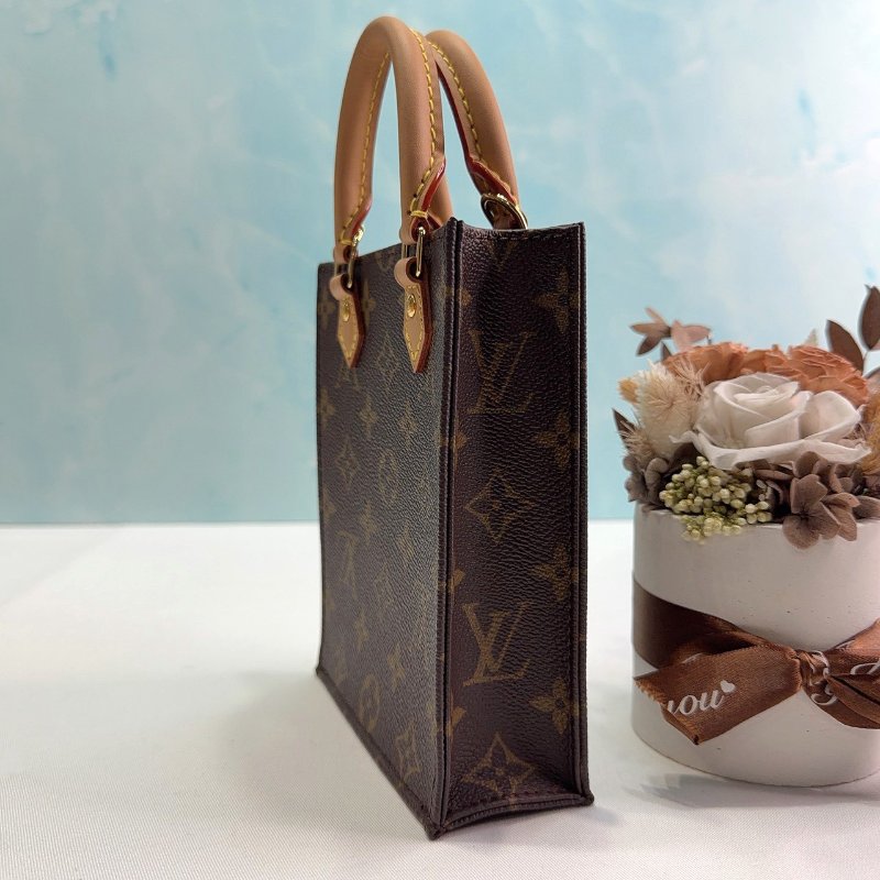 LV Petit Sac Plat帆布迷你琴譜包-2