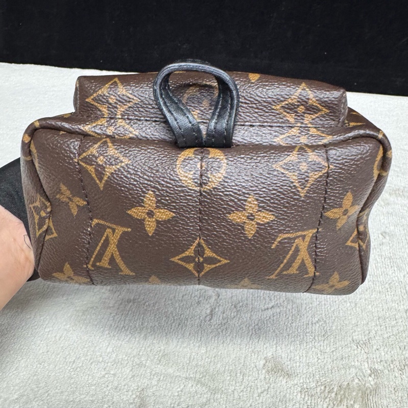 Louis Vuitton 路易威登 經典老花mini小背包-17