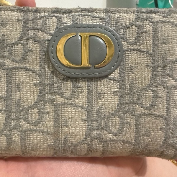Dior 30 Montaigne Dahlia 灰色緹花短夾。-5