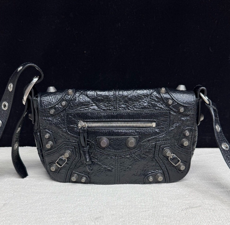 Balenciaga巴黎世家 黑銀油蠟皮Le Cagole機車包-0