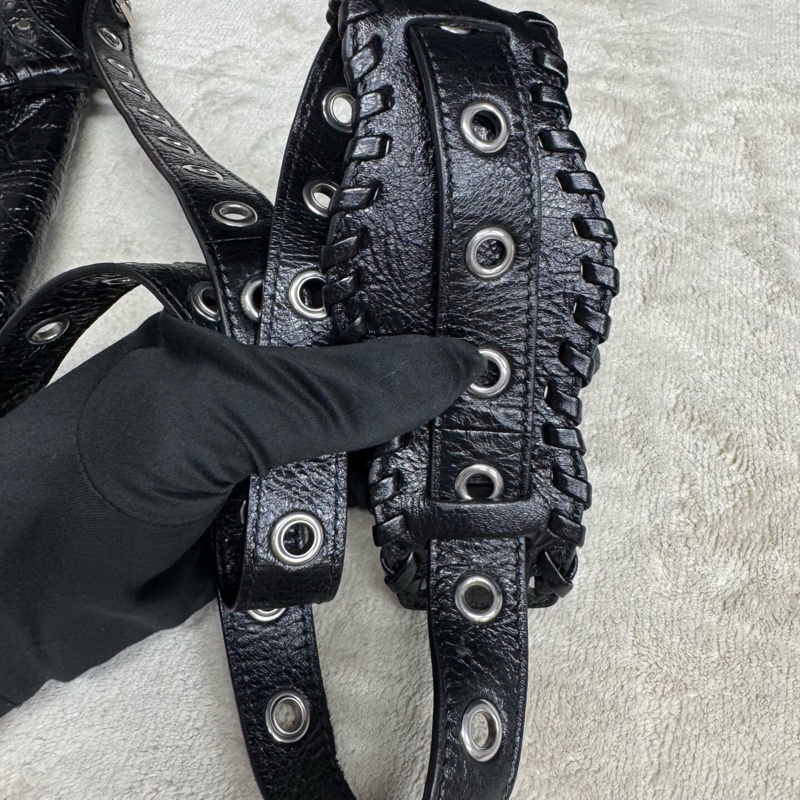 Balenciaga巴黎世家 黑銀油蠟皮Le Cagole機車包-10