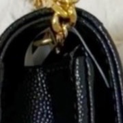 • WOC 鍊帶錢包 (Wallet On Chain): 若為附有金屬鍊帶的版本(WOC)-7