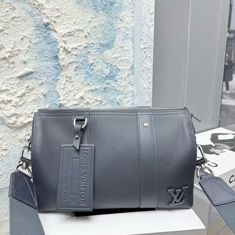 Louis Vuitton 路易威登 Keepall City 藍灰色全皮斜挎包芯片款