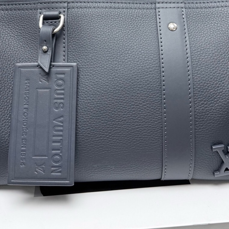 Louis Vuitton 路易威登 Keepall City 藍灰色全皮斜挎包芯片款-6