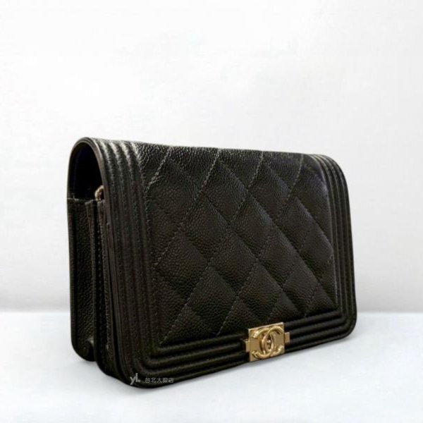 A12988-CHANEL BOY MINI WOC黑色荔枝牛皮淡金釦AP2464-1