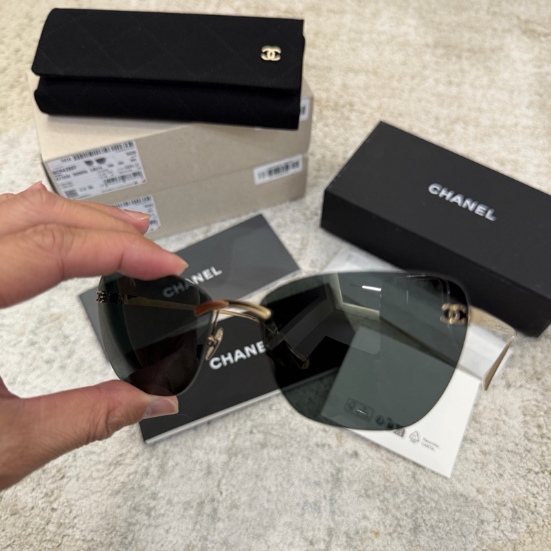 ✨️Chanel 鈦合金無框貓眼新款超輕CH4286 太陽眼鏡 全新全配-3