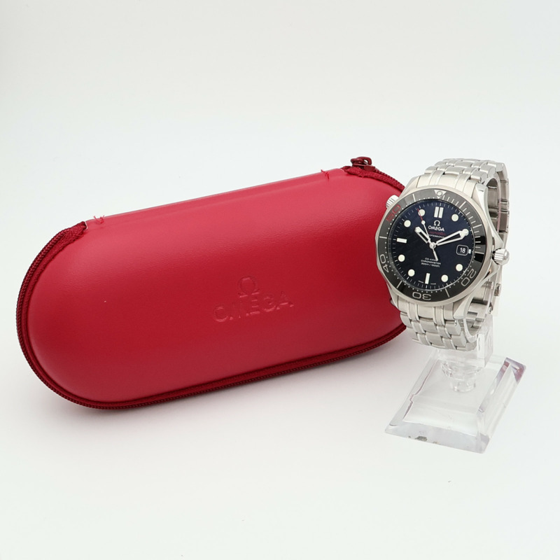 OMEGA Seamaster James Bond 212.30.41.20.01.005-12