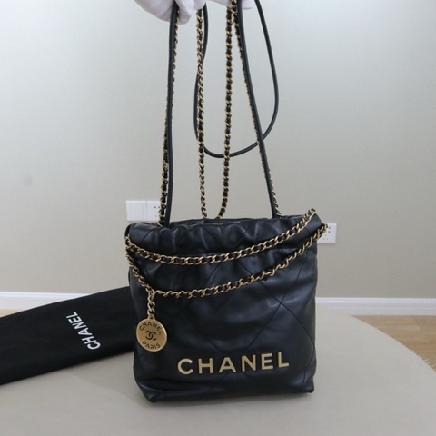 99新🆕Chanel/香奈兒22bag mini垃圾袋包 黑金牛皮單肩包斜挎包 芯片款,多種背法✅正品