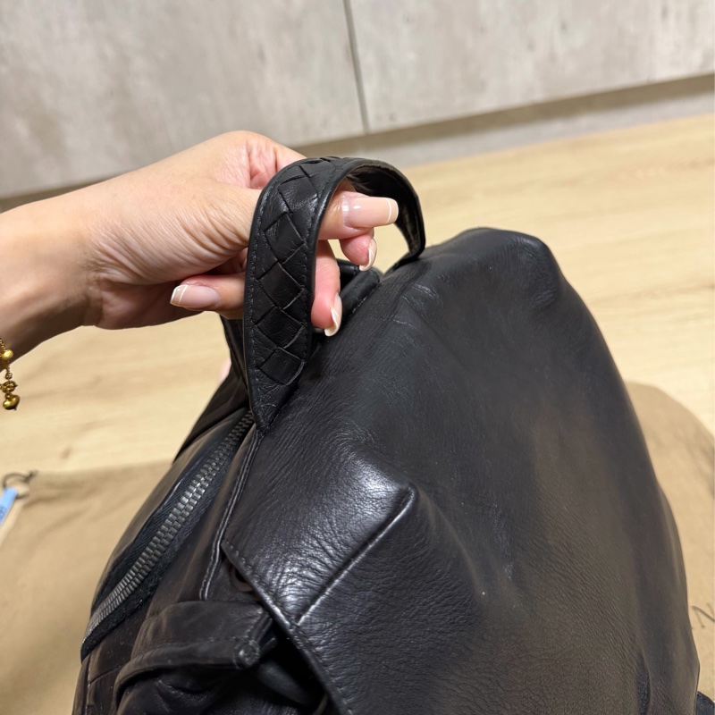 BOTTEGA VENETA BV  黑 全皮 後背包 肩背包 雙肩背-4