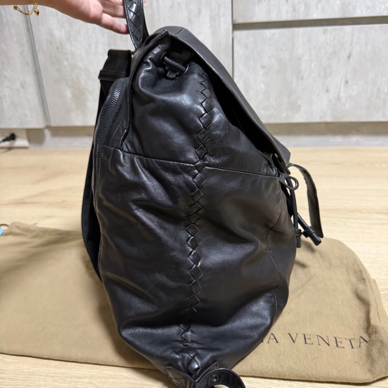 BOTTEGA VENETA BV  黑 全皮 後背包 肩背包 雙肩背-5