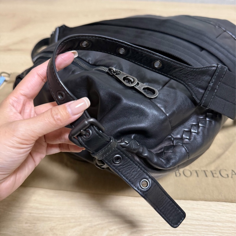 BOTTEGA VENETA BV  黑 全皮 後背包 肩背包 雙肩背-7