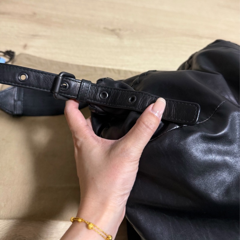 BOTTEGA VENETA BV  黑 全皮 後背包 肩背包 雙肩背-9