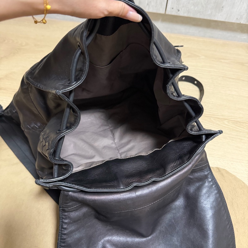 BOTTEGA VENETA BV  黑 全皮 後背包 肩背包 雙肩背-14