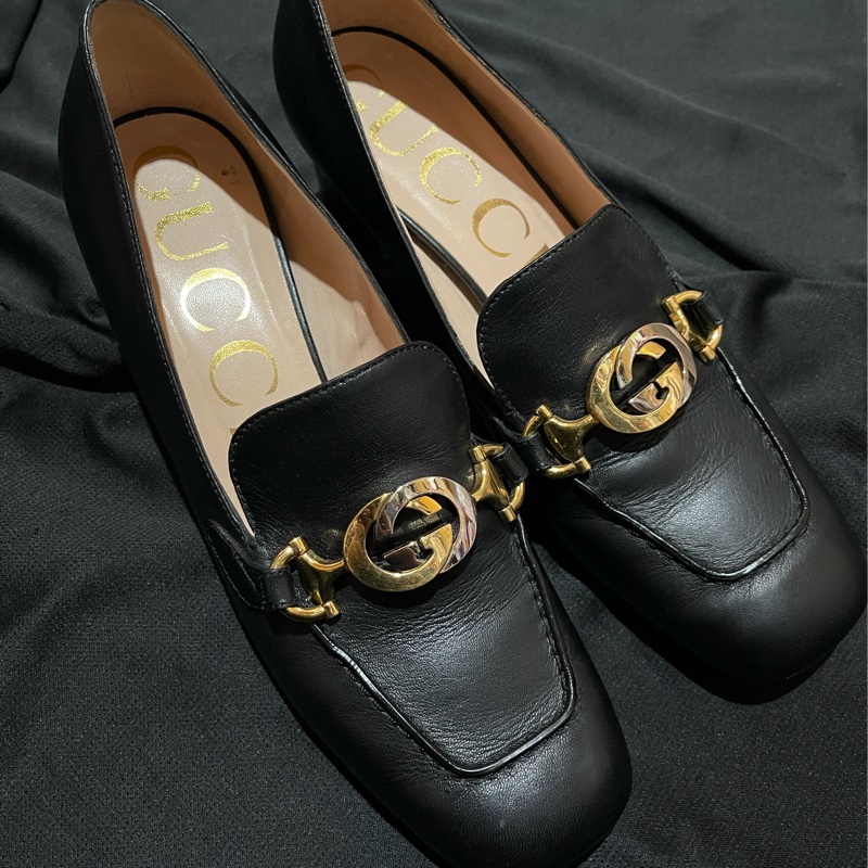 Gucci黑皮革跟鞋#39-0
