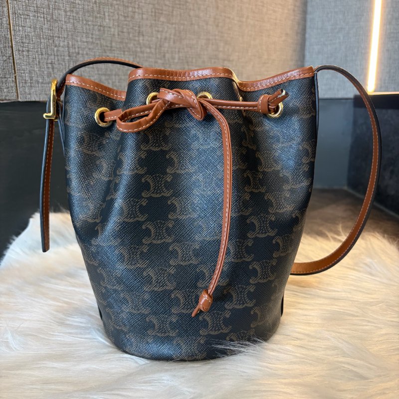 CELINE 滿版LOGO水桶包-0