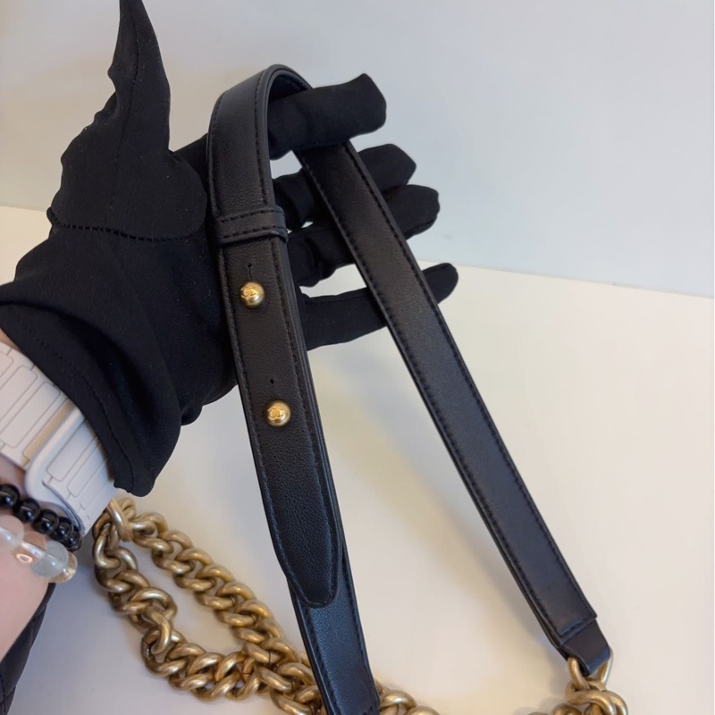 Chanel Leboy small-8