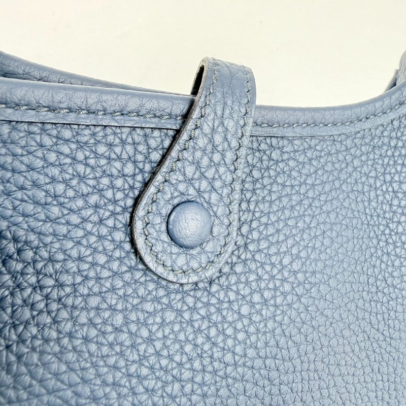 近新狀態良好 HERMES 愛馬仕 Mini Evelyn 16 午夜藍 銀扣 斜背包(W刻)-9
